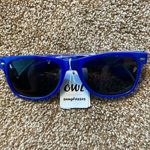 Owl blue Classic 80’s Dark Lens Sunglasses